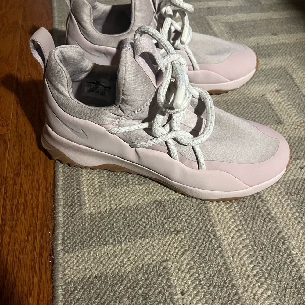NIKE City Loop athletic shoes. Size 9.5 EU size 41. New. Never worn. No box.